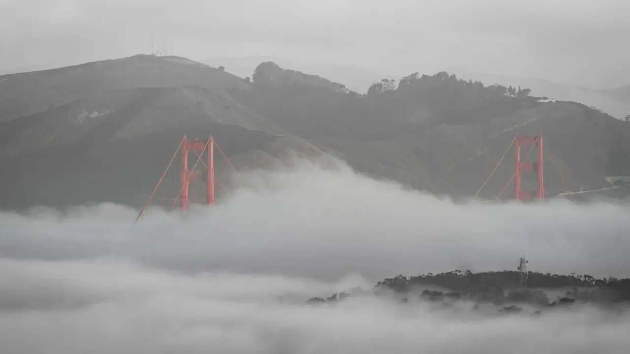 Golden Gate Bridge in San Francisco at sunrise